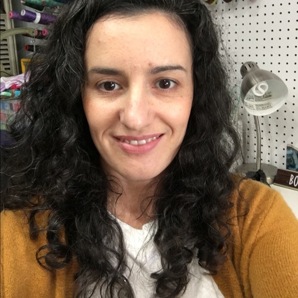 Meet your Posher, Lindsay - Picture 3 of 4